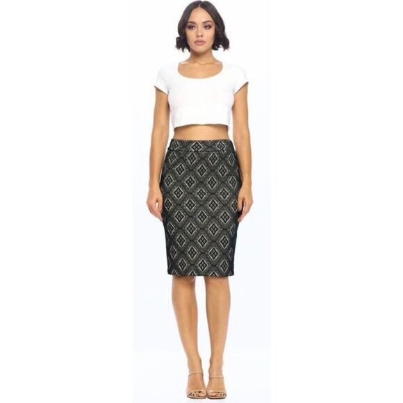 Renee‎ C. Black Elvira Lace Pencil Skirt Size Large - Picture 1 of 5